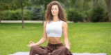 How Do You Incorporate Yoga and Stretching Into Outdoor Workouts?